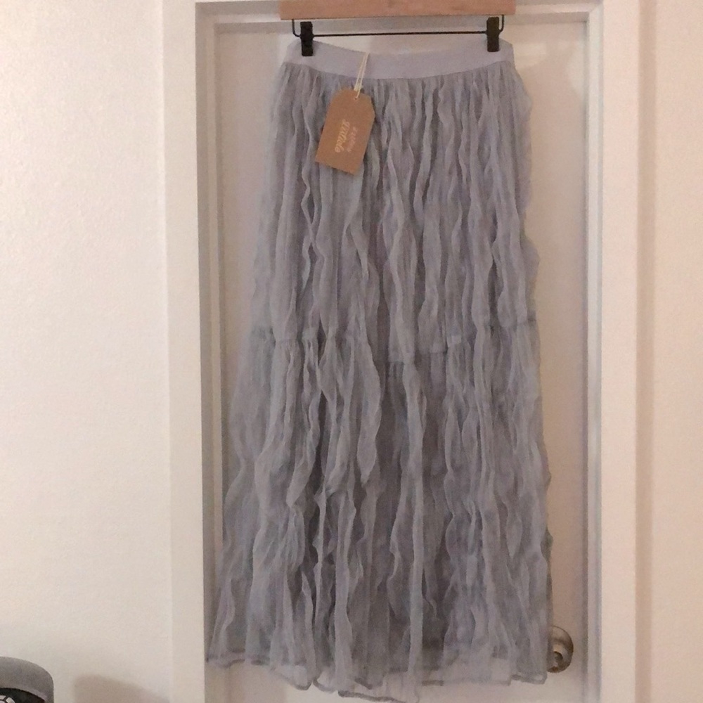 NEW NEVER WORN . 
So cute , casual or fancy. 

Price is Firm